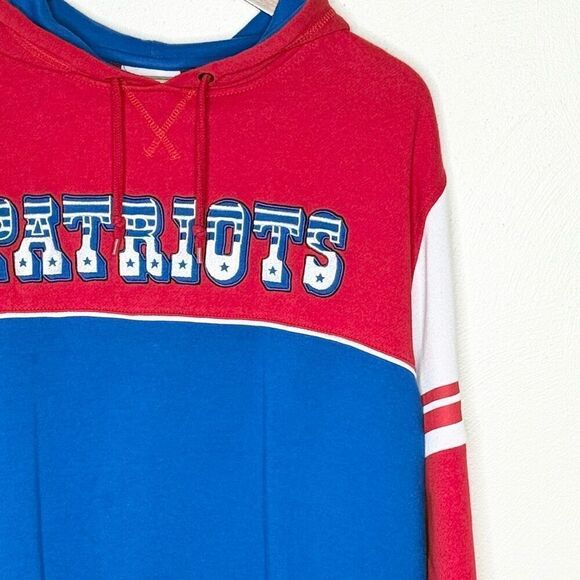 Mitchell & Ness Embroidered Red Blue Patriots Hoodie - Unisex L - Picture 6 of 15